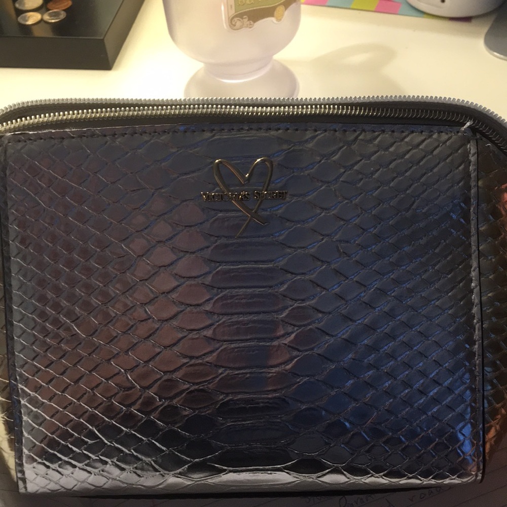 💖⚡️VICTORIA SECRET MAKEUP BAG⚡️ 💖